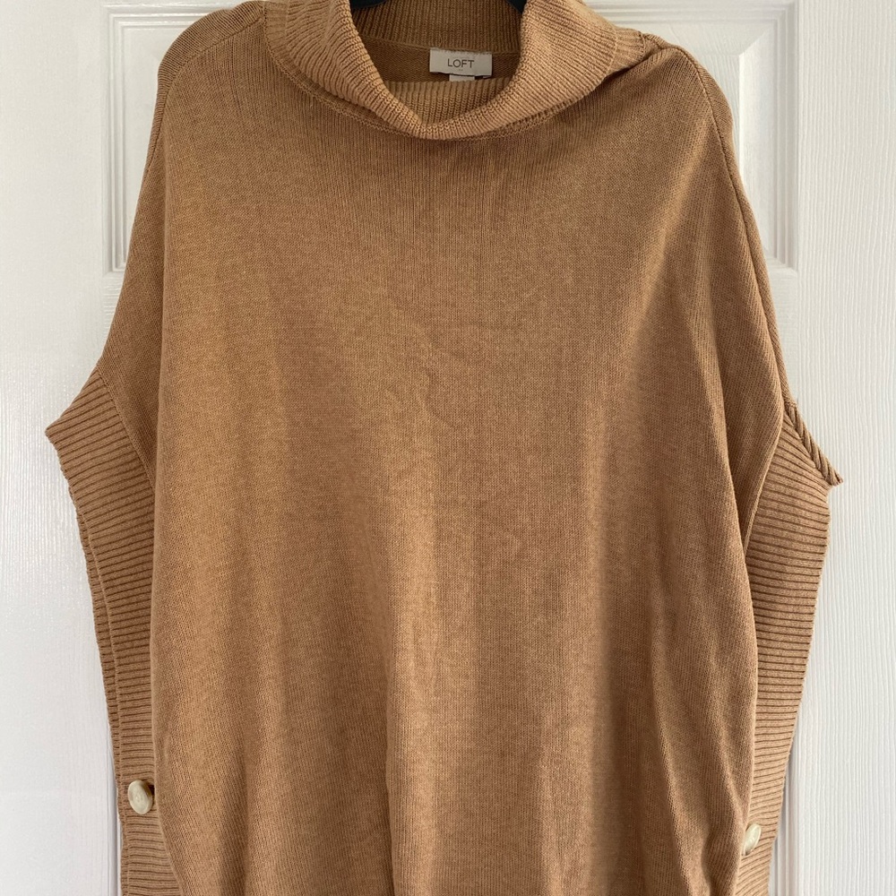 Loft Poncho